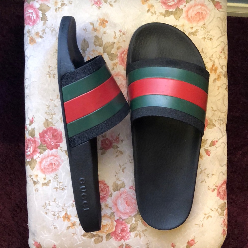 Gucci slide sandals